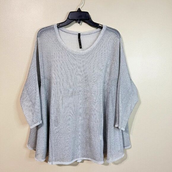 IC by Conniek medium grey top - Picture 1 of 5